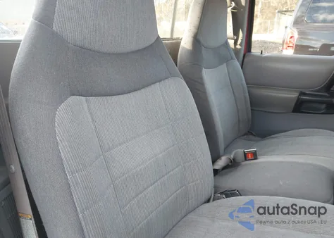 1996 Ford Ranger z USA, uszkodzony, nr VIN 1FTCR10U9TUB61407